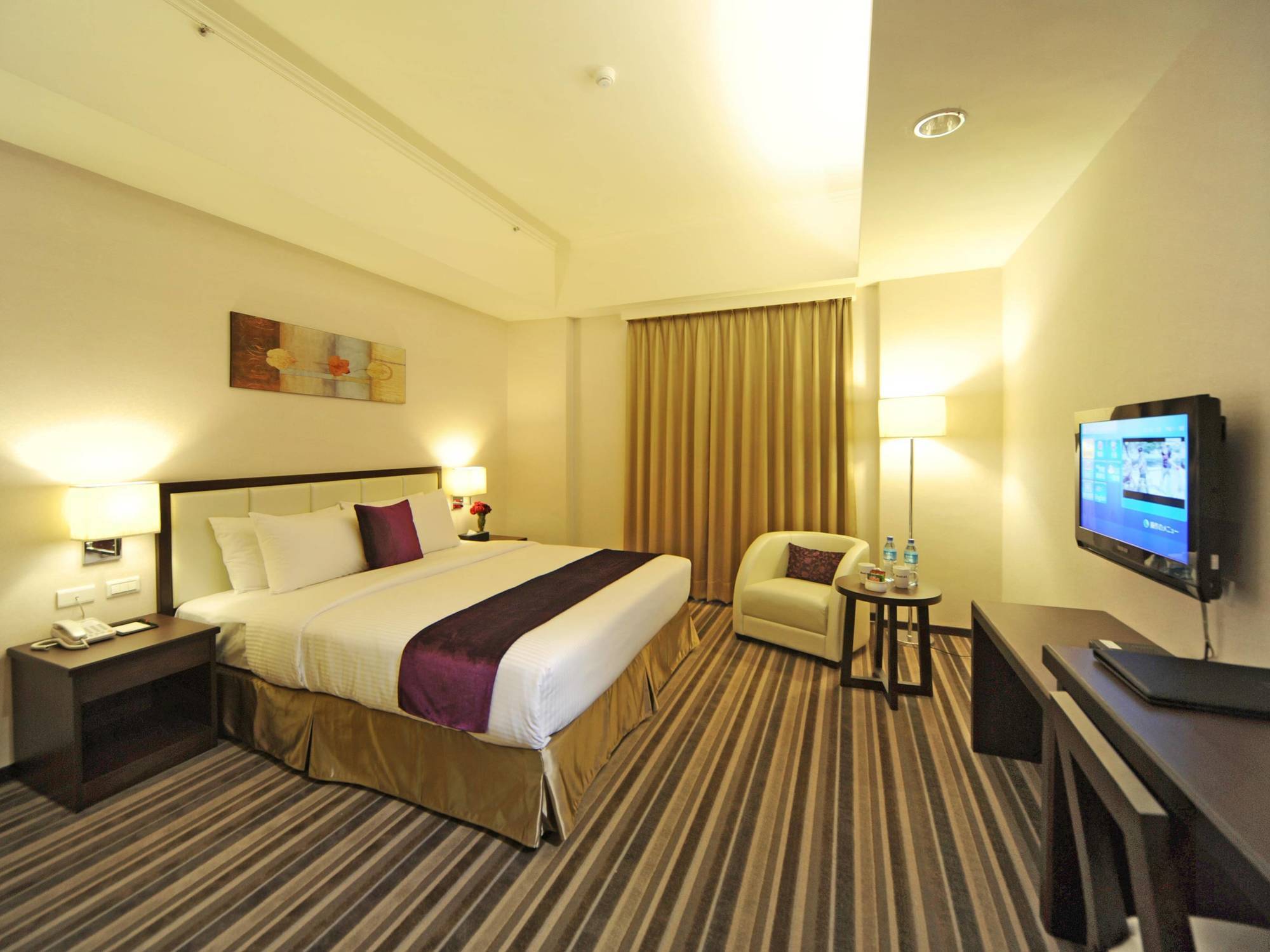 F Hotel - Hualien Zewnętrze zdjęcie