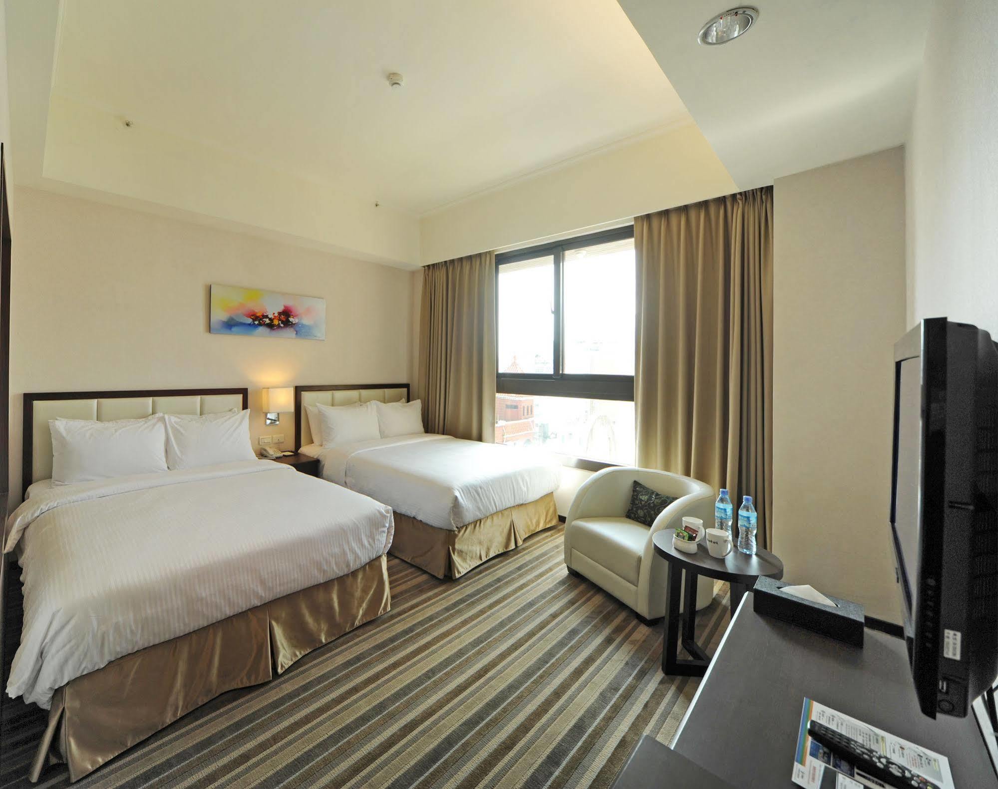 F Hotel - Hualien Zewnętrze zdjęcie