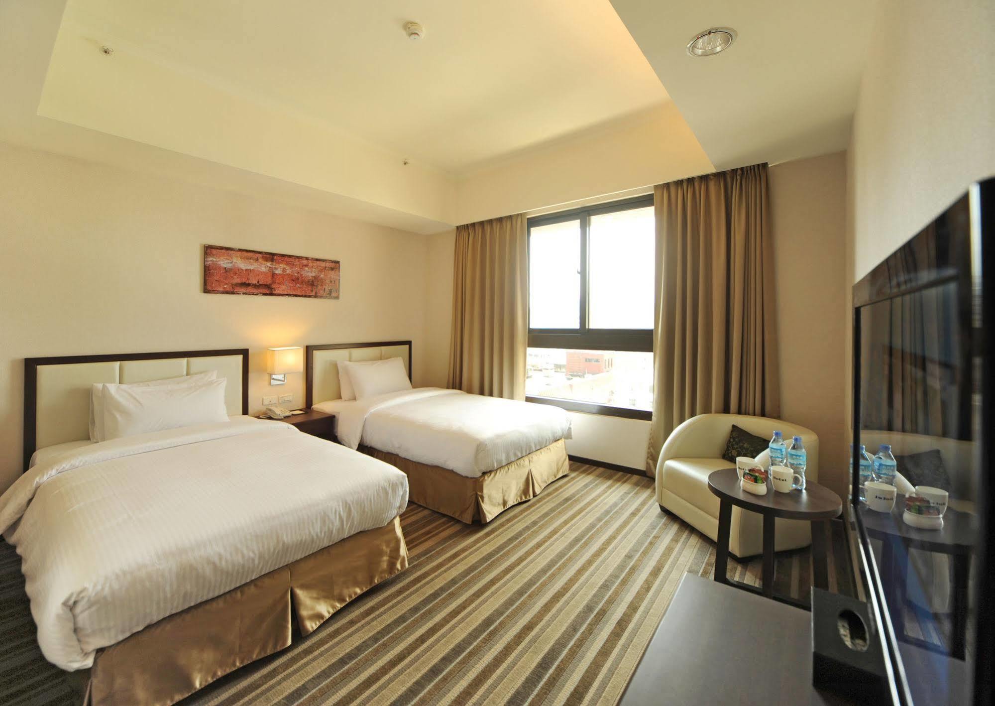 F Hotel - Hualien Zewnętrze zdjęcie